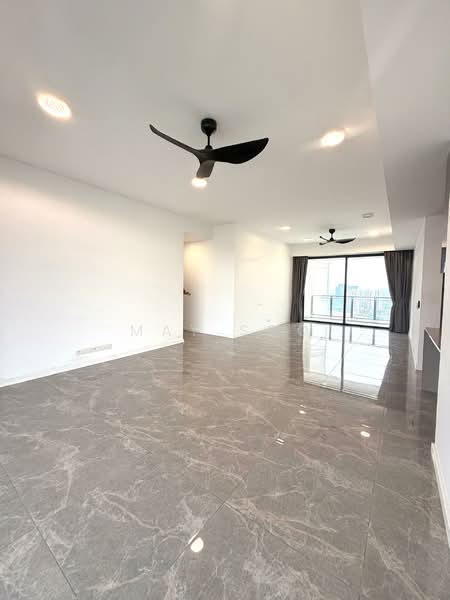 Service Residence for Sale at Park Regent @Desa Park City - May Soo - Living Room - PropertyGuru.com.my