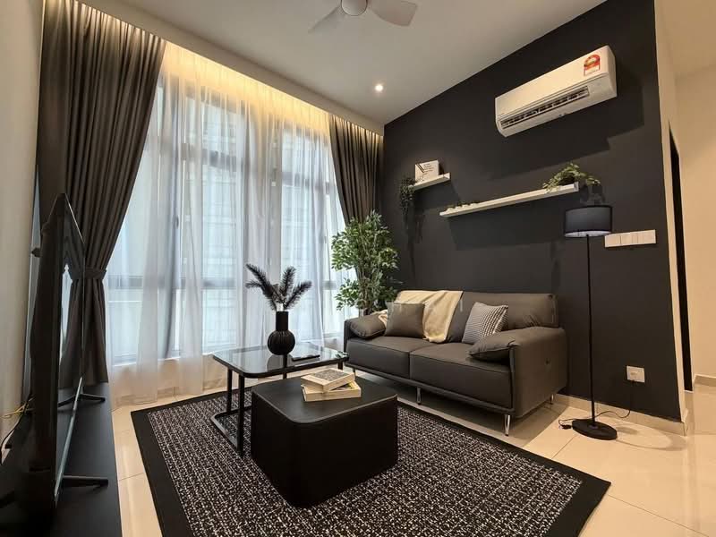 Servis Apartment untuk Dijual di Space Residency - Ken Chai - Living Room - PropertyGuru.com.my