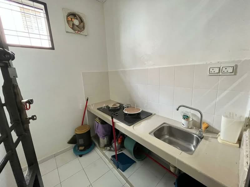 Rumah Teres 2 Tingkat untuk Dijual di Iskandar Puteri (Nusajaya) (Johor) - Eva Siow - Kitchen - PropertyGuru.com.my