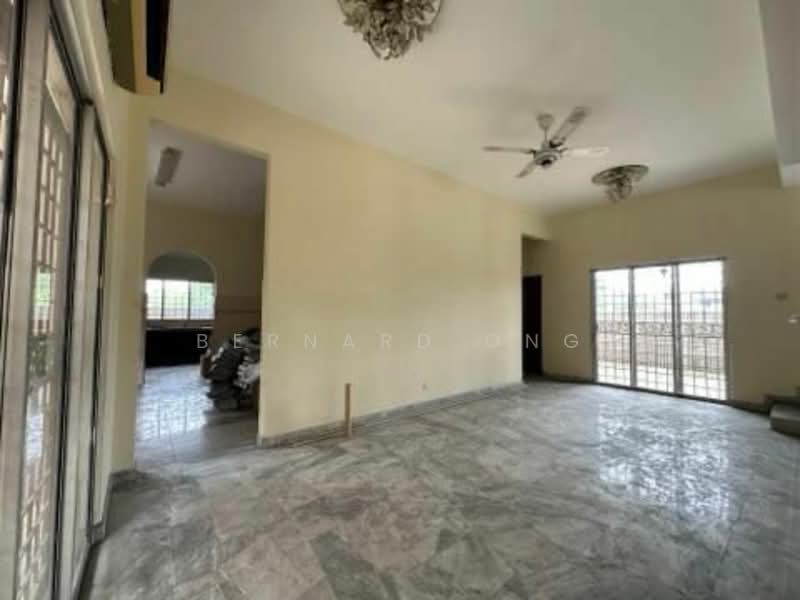 Bungalow for Sale in Bandar Country Homes (Rawang) - Bernard Ong - Living Room - PropertyGuru.com.my