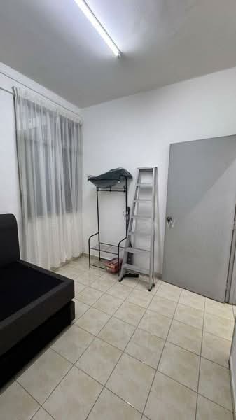 Pangsapuri untuk Dijual di Indah Court Apartment - Eva Siow - Interior - PropertyGuru.com.my
