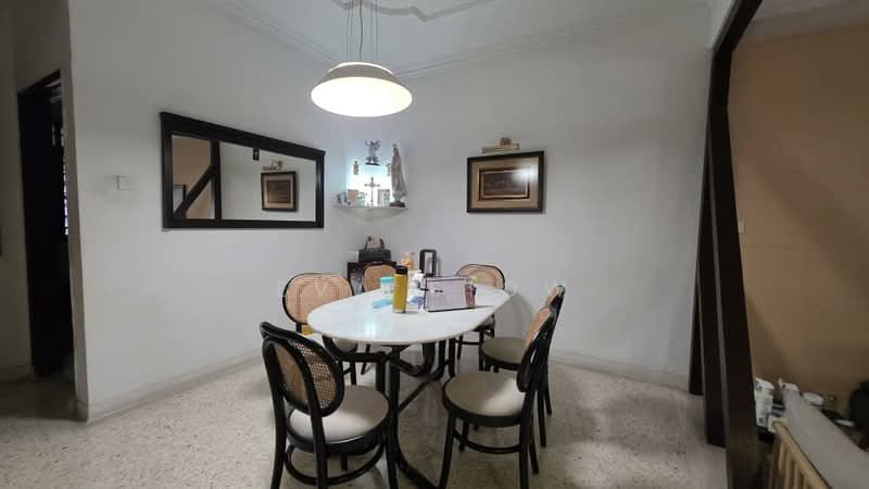 2-storey Terraced House for Sale in Taman Perling (Perling) - Eva Siow - Dining Room - PropertyGuru.com.my
