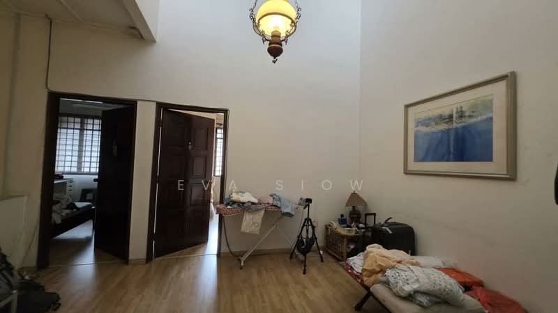 2-storey Terraced House for Sale in Taman Perling (Perling) - Eva Siow - Living Room - PropertyGuru.com.my