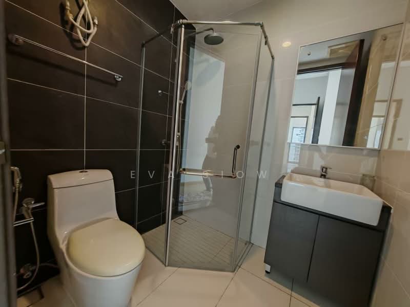 Condominium for Sale at Amberside @ Country Garden Danga Bay - Eva Siow - Bathroom - PropertyGuru.com.my