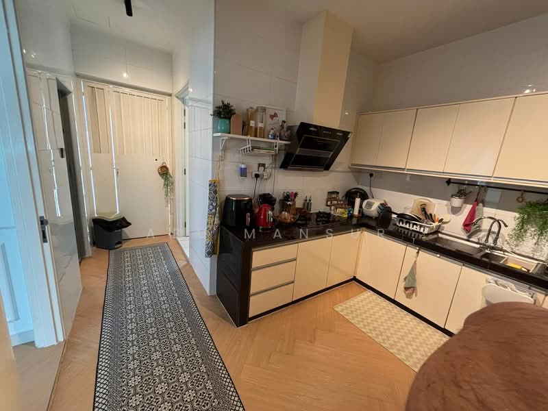 3-storey Terraced House for Sale in Bandar Teknologi Kajang (Kajang) - Abu Mansur - Kitchen - PropertyGuru.com.my