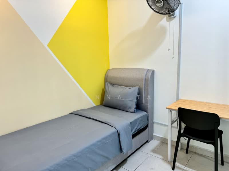 Servis Apartment untuk Disewa di SuriaMas Suites - Joanna Tai - Bedroom - PropertyGuru.com.my