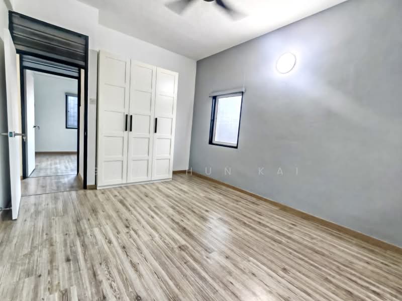 Apartment for Rent at Taman Seri Perak - Gan Chun Kai - Bedroom - PropertyGuru.com.my