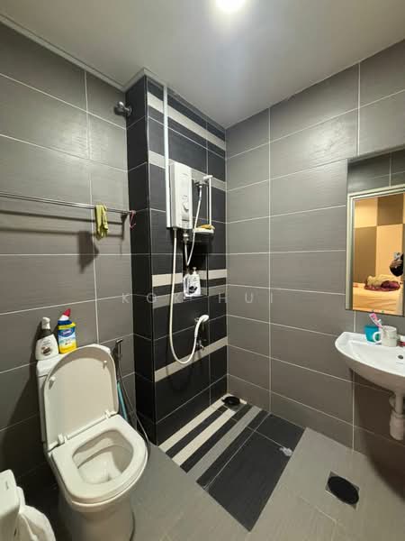 Rumah Kluster untuk Dijual di Taman Desa Tebrau (Tebrau) - Kok Hui - Bathroom - PropertyGuru.com.my