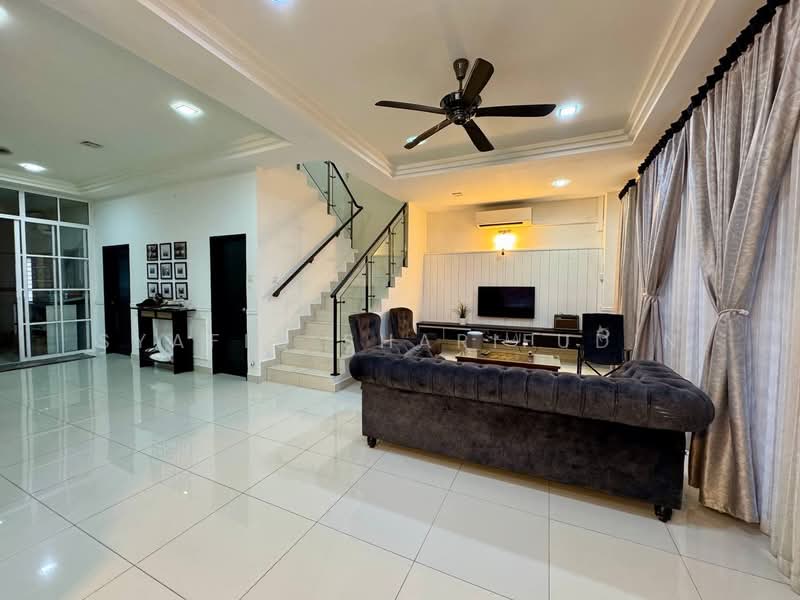 Rumah Teres 2 Tingkat untuk Dijual di Shah Alam (Selangor) - Syafiq Sharifudin - Living Room - PropertyGuru.com.my