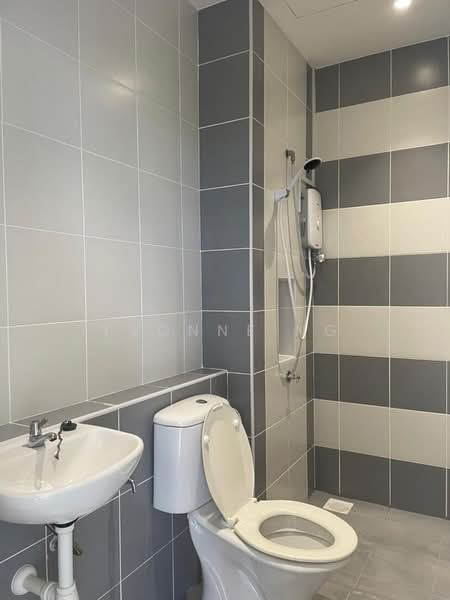 Apartment for Rent at Camellia Residence - Yvonne Ng - Bathroom - PropertyGuru.com.my