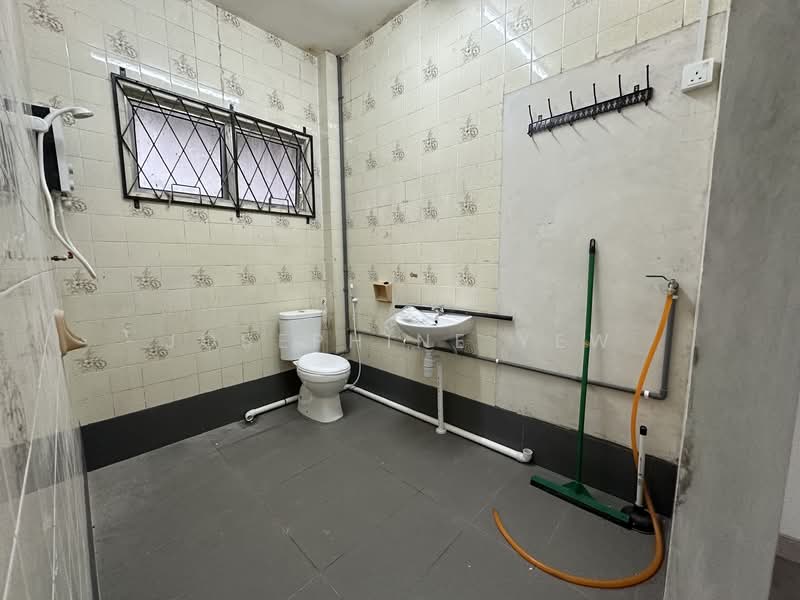 Rumah Berkembar untuk Dijual di Kampung Bahru (Johor Bahru) - Josephine Yew - Bathroom - PropertyGuru.com.my