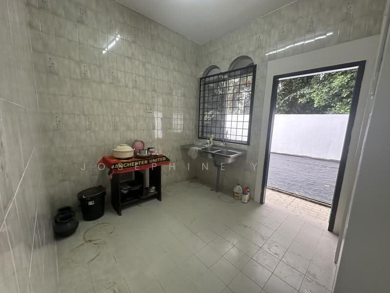 Semi-Detached House for Sale in Kampung Bahru (Johor Bahru) - Josephine Yew - Kitchen - PropertyGuru.com.my