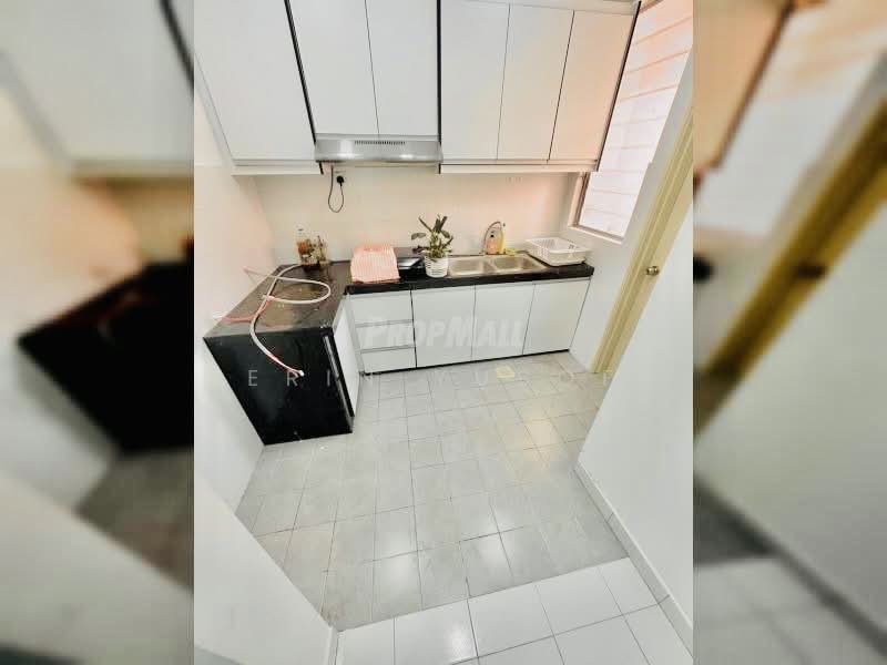 Pangsapuri untuk Disewa di Alam Budiman (Sri Budiman) - Erin Yusof - Kitchen - PropertyGuru.com.my