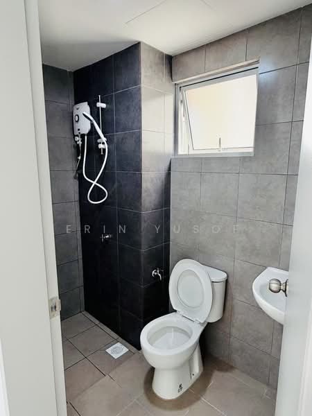 Condominium for Rent at Residensi Sateria - Erin Yusof - Bathroom - PropertyGuru.com.my