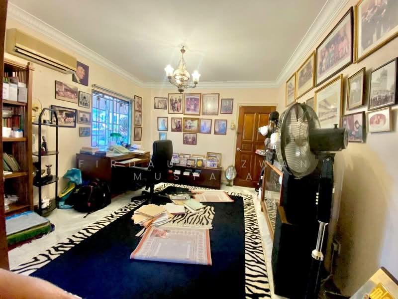 Bungalow for Sale in Taman Melawati (Ulu Kelang) - Firdaussazwan Mustafa - Study - PropertyGuru.com.my