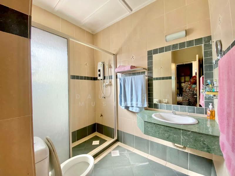 Bungalow for Sale in Taman Melawati (Ulu Kelang) - Firdaussazwan Mustafa - Bathroom - PropertyGuru.com.my
