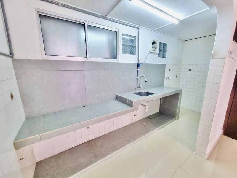 2-storey Terraced House for Sale in Segambut (Kuala Lumpur) - Erin Yusof - Kitchen - PropertyGuru.com.my