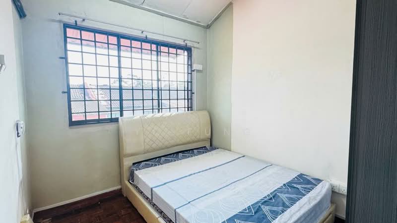 2-storey Terraced House for Rent in Taman Desa Cemerlang (Ulu Tiram) - YC Fung - Bedroom - PropertyGuru.com.my