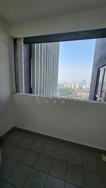 Kondominium untuk Dijual di The Holmes 1 - KINKI CHAN - Balcony - PropertyGuru.com.my