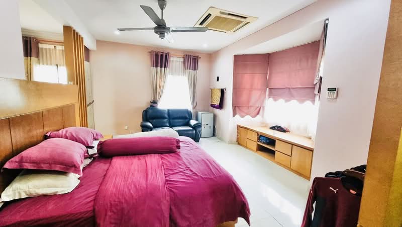 Bungalow for Sale in Rawang (Selangor) - Erin Yusof - PropertyGuru.com.my