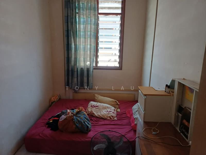 2-storey Terraced House for Sale in Sungai Buloh (Selangor) - Tony Lau - Bedroom - PropertyGuru.com.my