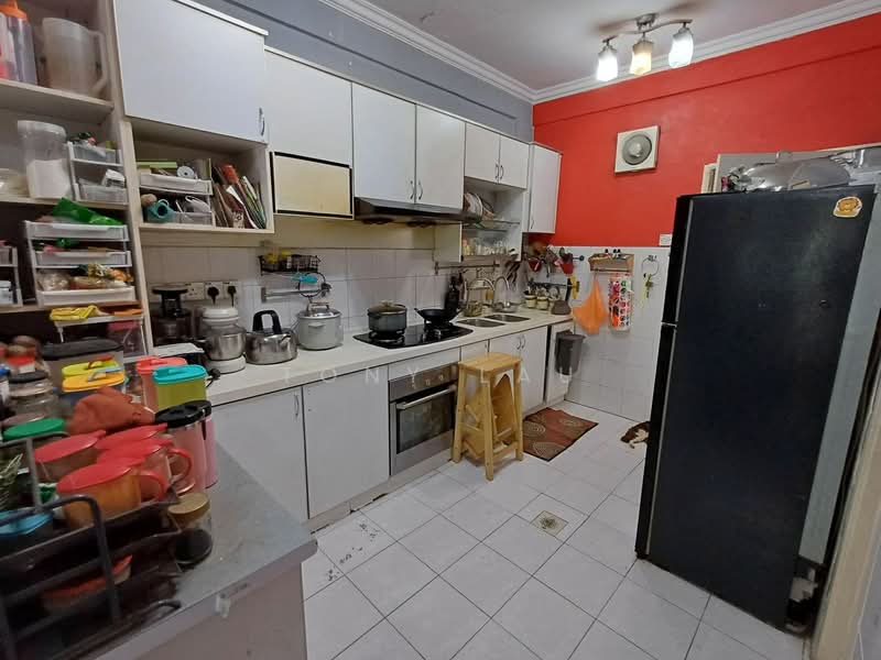2-storey Terraced House for Sale in Sungai Buloh (Selangor) - Tony Lau - Kitchen - PropertyGuru.com.my