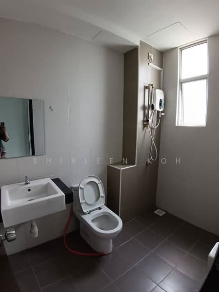 Servis Apartment untuk Disewa di SuriaMas Suites - Shirleen Koh - Bathroom - PropertyGuru.com.my