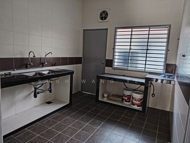 Rumah Teres 1 Tingkat untuk Dijual di Bukit Beruang (Bukit Baru) - Shuh Wang Yee - Kitchen - PropertyGuru.com.my