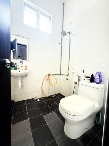 Semi-Detached House for Sale in Sungai Petani (Kedah) - Hasnizam . - Bathroom - PropertyGuru.com.my