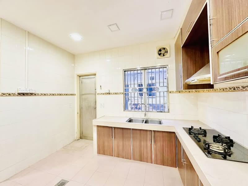 Terraced House for Sale in Batu Caves (Selangor) - Erin Yusof - PropertyGuru.com.my
