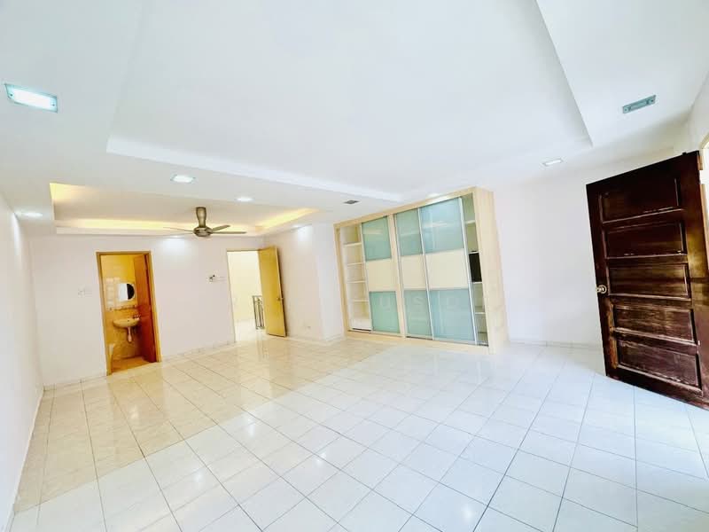 Terraced House for Sale in Batu Caves (Selangor) - Erin Yusof - PropertyGuru.com.my