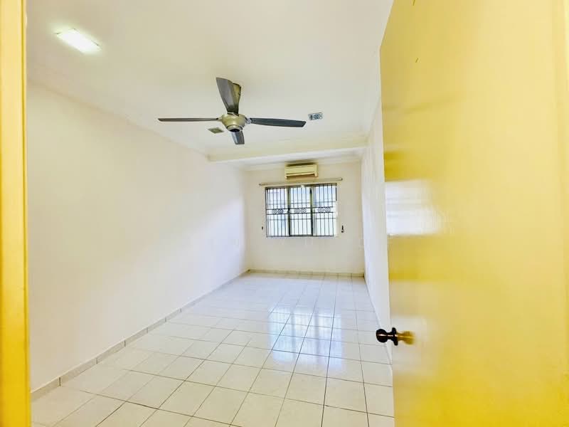 Terraced House for Sale in Batu Caves (Selangor) - Erin Yusof - PropertyGuru.com.my