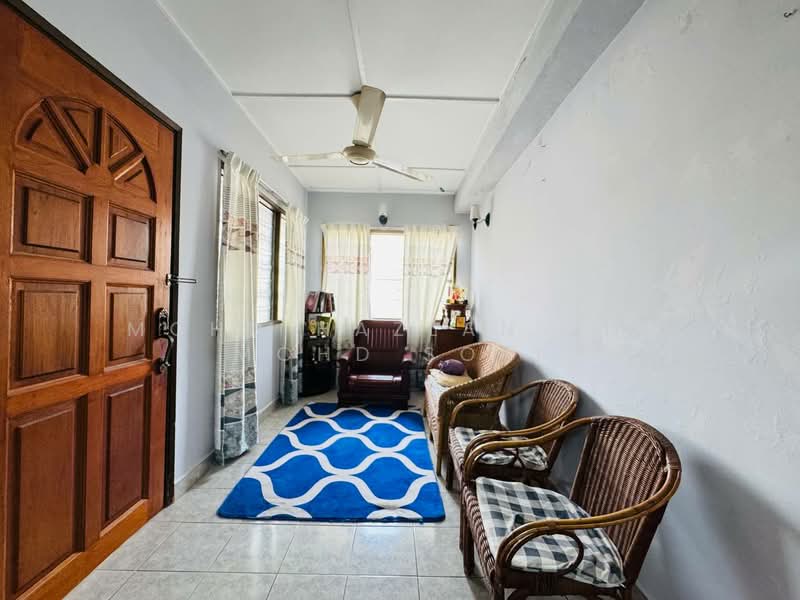 2-storey Terraced House for Sale in Taman Selayang Utama (Selayang) - Mohd Hazlan bin Mohd Sopi - Living Room - PropertyGuru.com.my
