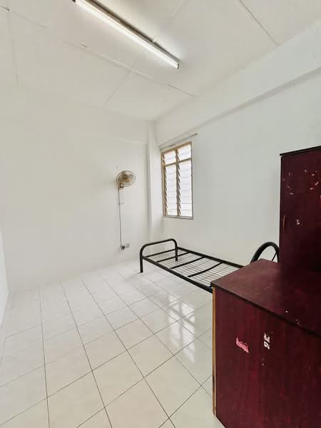 Pangsapuri untuk Disewa di Desa Palma - Erin Yusof - Bedroom - PropertyGuru.com.my