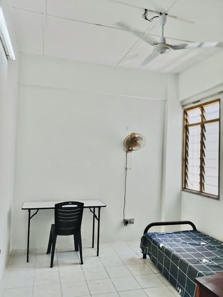 Pangsapuri untuk Disewa di Desa Palma - Erin Yusof - Bedroom - PropertyGuru.com.my
