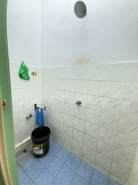 Kedai untuk Dijual di Taman Kuala Bekah (Penaga) - Hasnizam . - Bathroom - PropertyGuru.com.my
