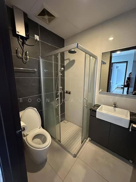 Kondominium untuk Dijual di Royal Strand @ Country Garden Danga Bay - Boon Hau Lee - Bathroom - PropertyGuru.com.my