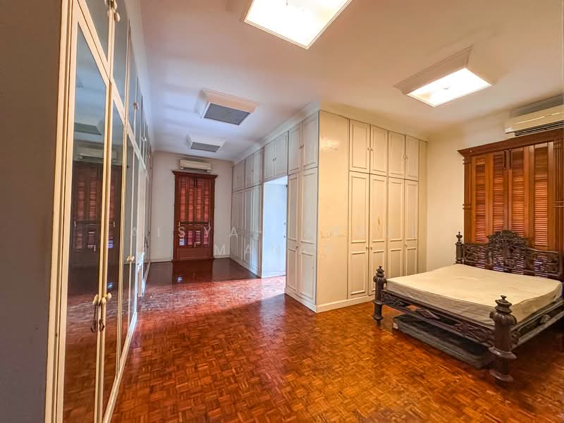 Bungalow for Sale in Seputeh (Kuala Lumpur) - Aisyah Abdul Manap - Bedroom - PropertyGuru.com.my
