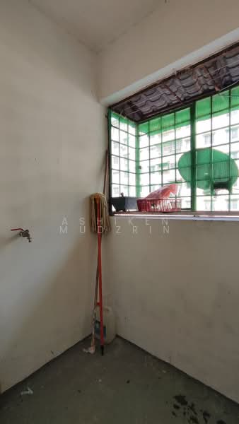 Flat for Sale at Desa Satu - Ashiken Mudzrin - Yard - PropertyGuru.com.my