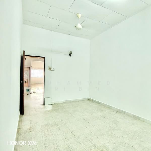 Semi-Detached House for Sale in Seremban (Negeri Sembilan) - Muhammed Nazri bin Mustapha - Interior - PropertyGuru.com.my