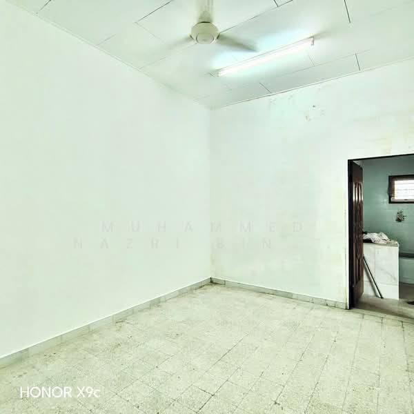 Semi-Detached House for Sale in Seremban (Negeri Sembilan) - Muhammed Nazri bin Mustapha - Interior - PropertyGuru.com.my