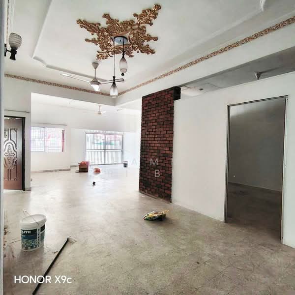 Semi-Detached House for Sale in Seremban (Negeri Sembilan) - Muhammed Nazri bin Mustapha - Living Room - PropertyGuru.com.my