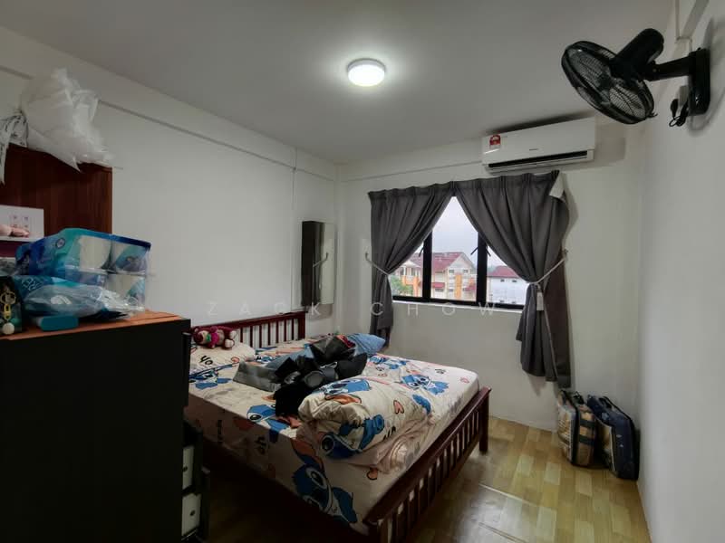 Apartment for Sale at Sri Delima - Zack Chow - Bedroom - PropertyGuru.com.my