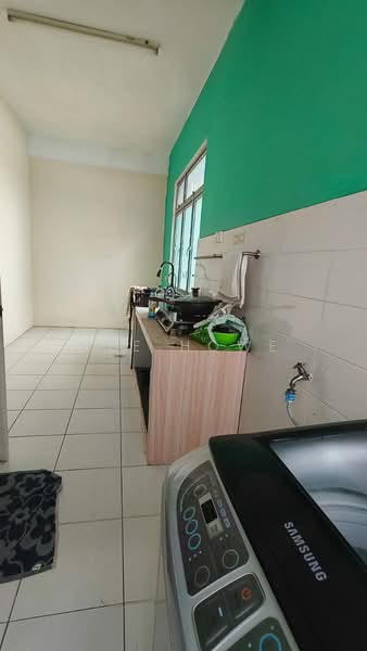 Rumah Teres 2 Tingkat untuk Dijual di Nusa Duta (Iskandar Puteri (Nusajaya)) - Wee Howe - Kitchen - PropertyGuru.com.my