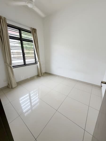 2-storey Terraced House for Sale in Taman Pelangi Indah (Ulu Tiram) - Merry Chua - Interior - PropertyGuru.com.my