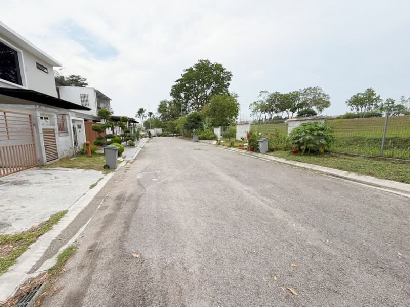 2-storey Terraced House for Sale in Taman Pelangi Indah (Ulu Tiram) - Merry Chua - Exterior - PropertyGuru.com.my