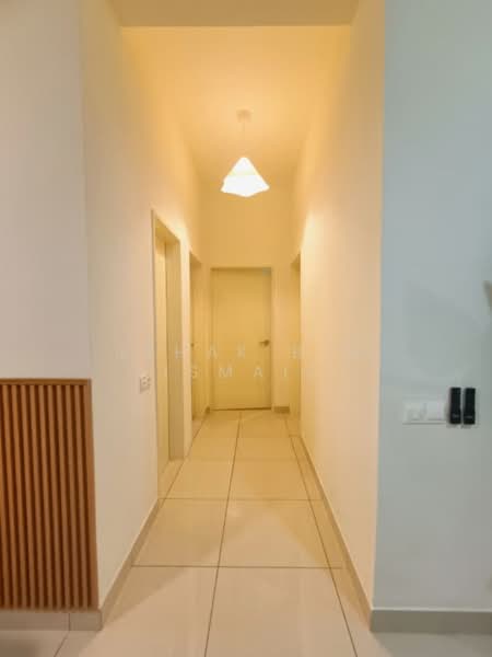 Condominium for Rent at Brezza Hill - Ishak Bin Ismail - Corridor - PropertyGuru.com.my