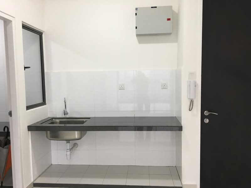 Servis Apartment untuk Dijual di Seasons Garden Residences - Sean Lo - Kitchen - PropertyGuru.com.my