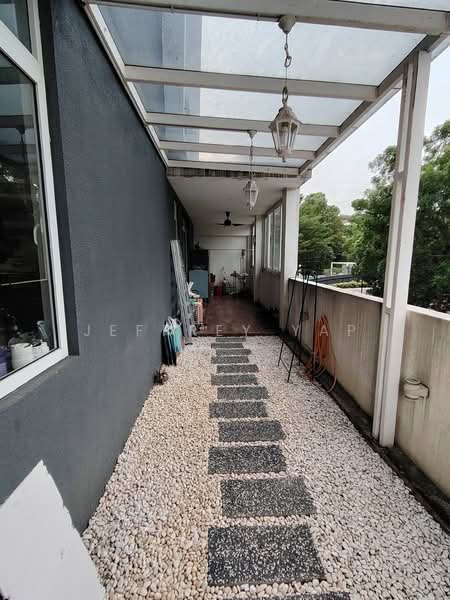 Kondominium untuk Dijual di Seri Puteri Hills Town Villa & Condominium - Jeffrey Yap - Exterior - PropertyGuru.com.my