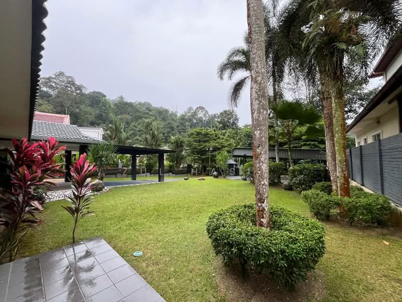 Bungalow for Sale in Ampang (Selangor) - Zul Hasif - Garden - PropertyGuru.com.my